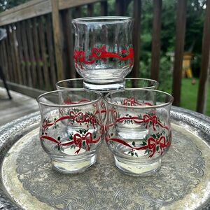 Vintage Libbey Holly And Berry 6oz Christmas Glasses Set Of 5
